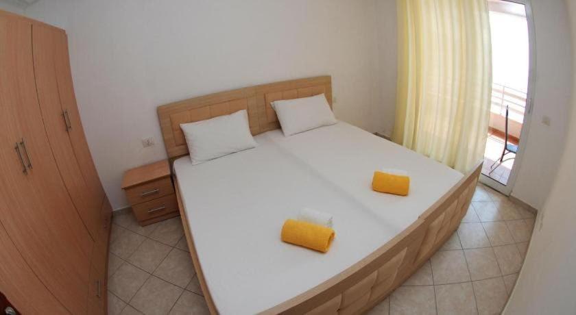 Sea View Apartments Saranda Luaran gambar
