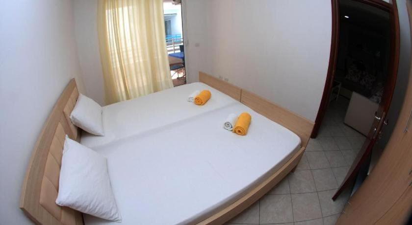 Sea View Apartments Saranda Luaran gambar